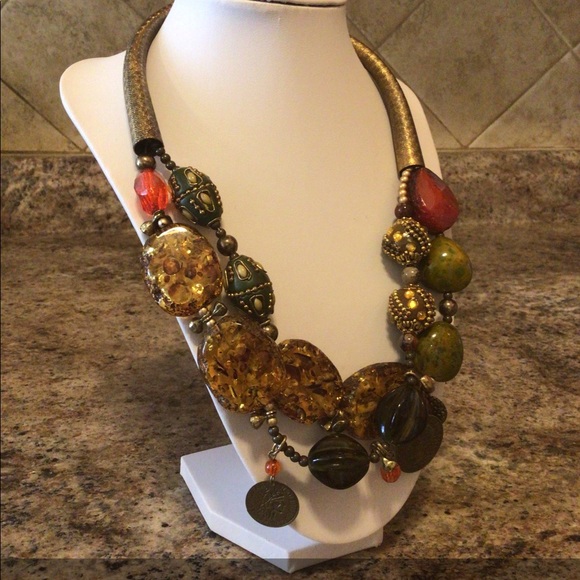 Treska Necklace. - Picture 3 of 12